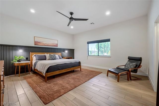 400 Lacy Lane, Las Vegas, NV 89107