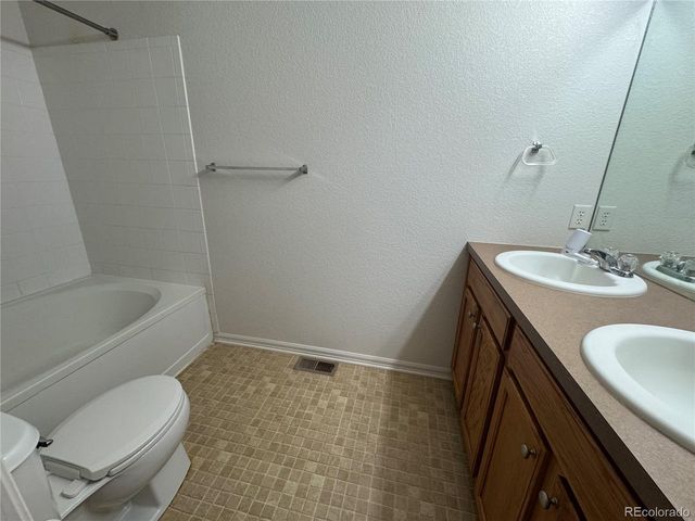 15612 E 96th Way 30B, Commerce City, CO 80022