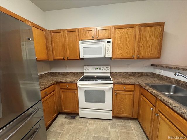 15612 E 96th Way 30B, Commerce City, CO 80022