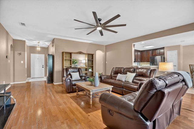 6608 Silver Oak Lane, Fort Worth, TX 76135
