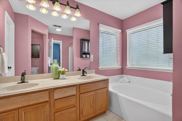 6608 Silver Oak Lane, Fort Worth, TX 76135