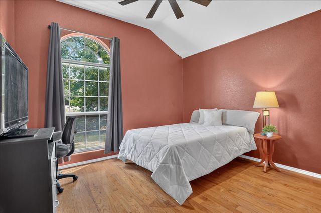 6608 Silver Oak Lane, Fort Worth, TX 76135
