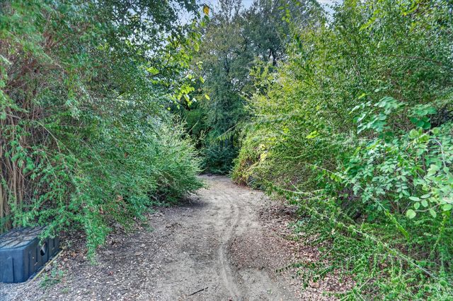 6608 Silver Oak Lane, Fort Worth, TX 76135