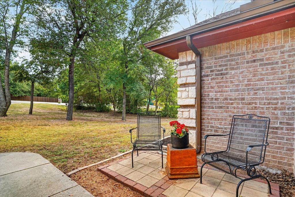 6608 Silver Oak Lane, Fort Worth, TX 76135 — photo 5