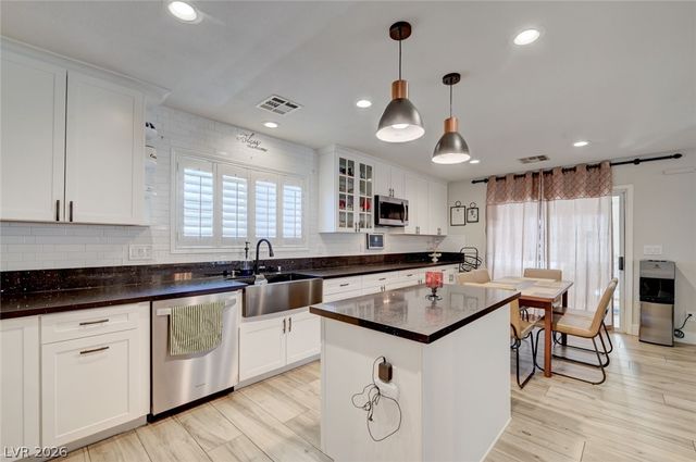 1371 Tranquil Skies Avenue, Henderson, NV 89012