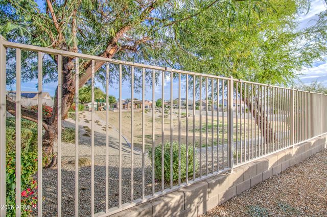 15859 N 76TH Avenue, Peoria, AZ 85382