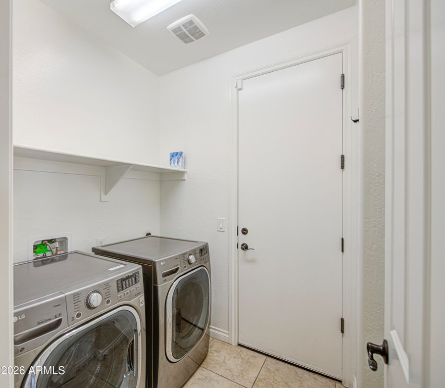 Image 28 of property listing at 15859 N 76TH Avenue, Peoria, AZ 85382