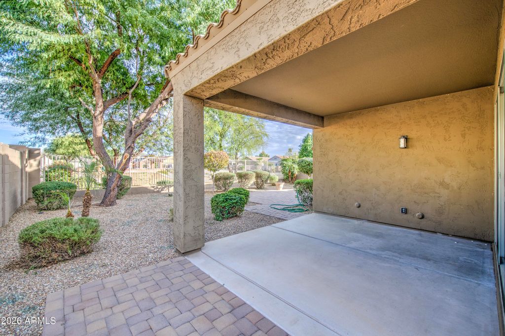 Image 29 of property listing at 15859 N 76TH Avenue, Peoria, AZ 85382