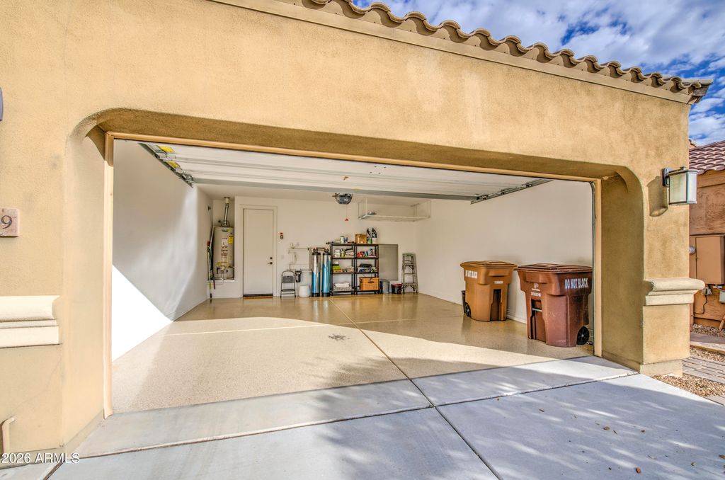 Image 34 of property listing at 15859 N 76TH Avenue, Peoria, AZ 85382