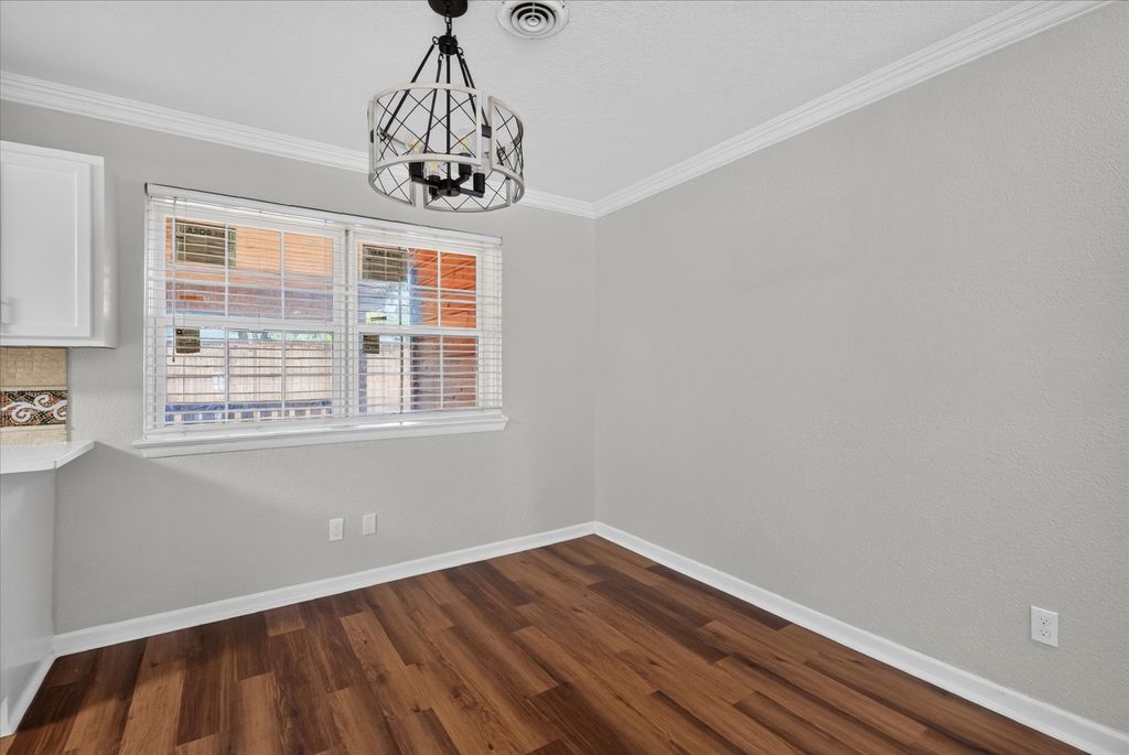 2983 Amber Lane, Farmers Branch, TX 75234 — photo 5
