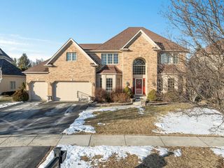 3111 Landore Drive, Naperville, IL 60564