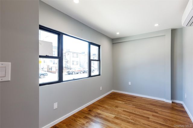 8734 132nd Street, Richmond Hill, NY 11418