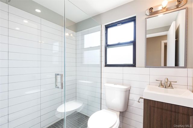 8734 132nd Street, Richmond Hill, NY 11418
