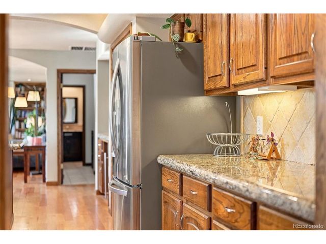 9275 W 73rd Ave, Arvada, CO 80005