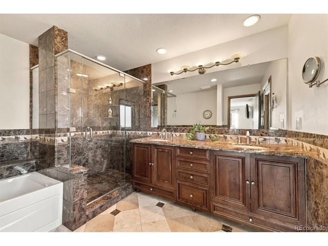 9275 W 73rd Ave, Arvada, CO 80005