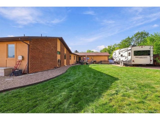 9275 W 73rd Ave, Arvada, CO 80005