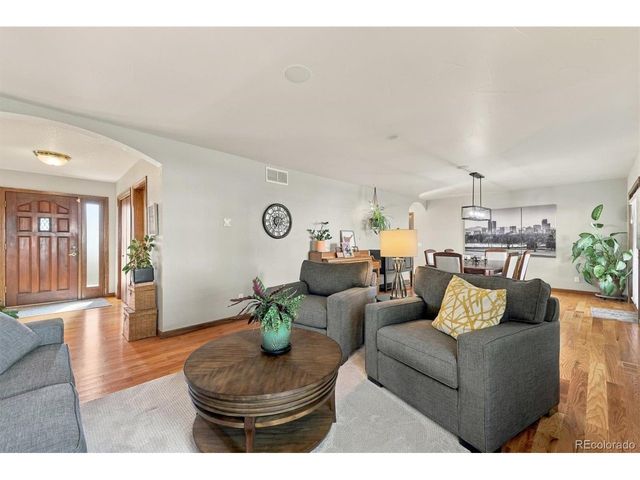 9275 W 73rd Ave, Arvada, CO 80005