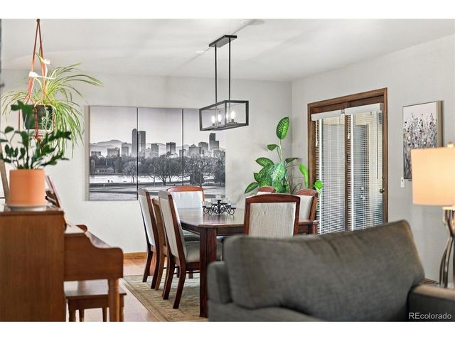 9275 W 73rd Ave, Arvada, CO 80005