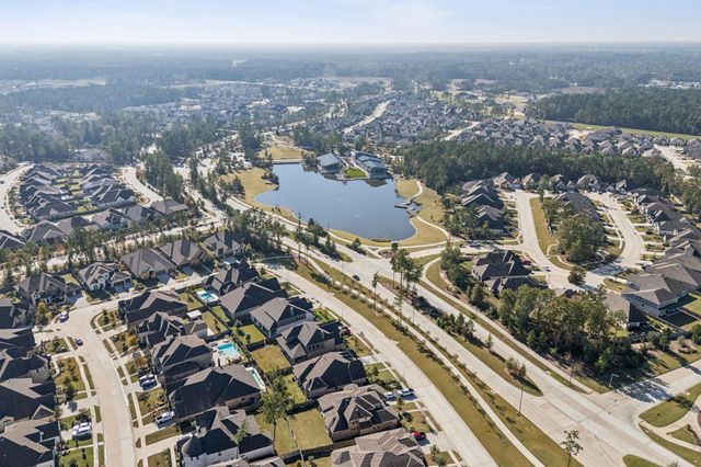 15611 Red Panda Road, Conroe, TX 77302