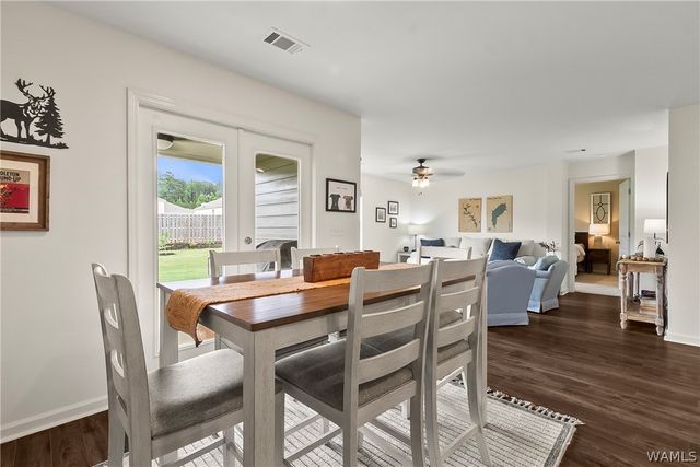 3704 Magnolia Hills Dr, Northport, AL 35473