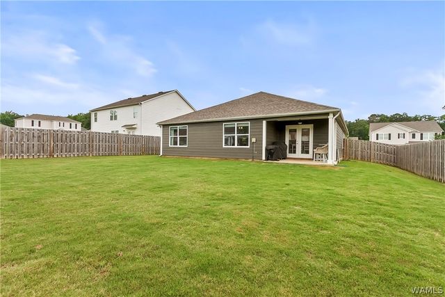 3704 Magnolia Hills Dr, Northport, AL 35473