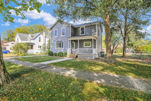 641 E Center Street, Paxton, IL 60957