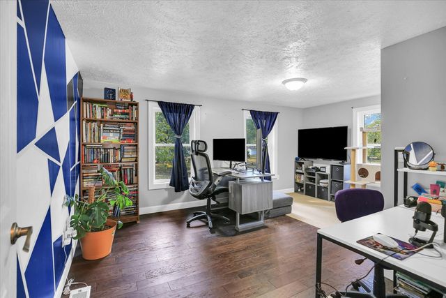 641 E Center Street, Paxton, IL 60957