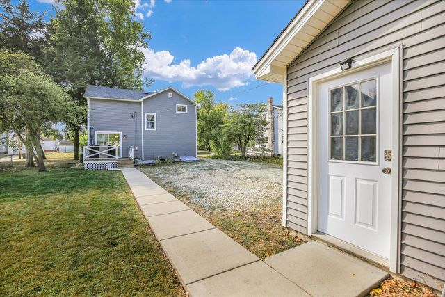 641 E Center Street, Paxton, IL 60957