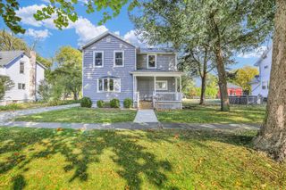 641 E Center Street, Paxton, IL 60957