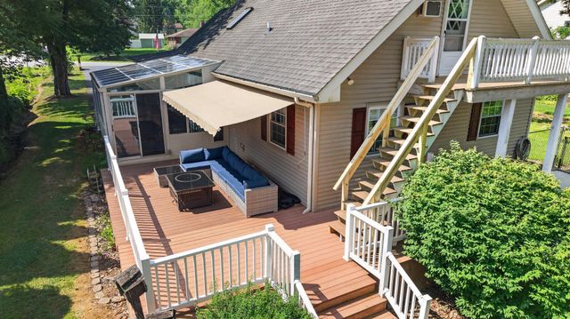 15 HOWARD DR, East Berlin, PA 17316