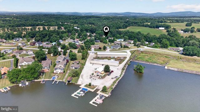 15 HOWARD DR, East Berlin, PA 17316