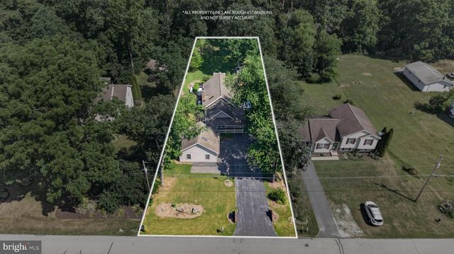 15 HOWARD DR, East Berlin, PA 17316