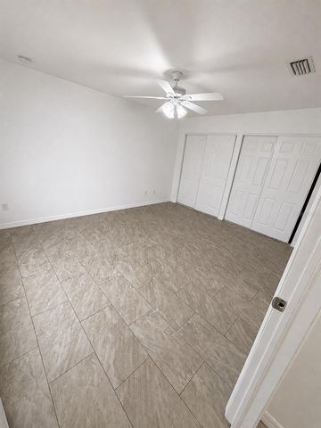 3019-3019 WALNUT COURT, Leesburg, FL 34748