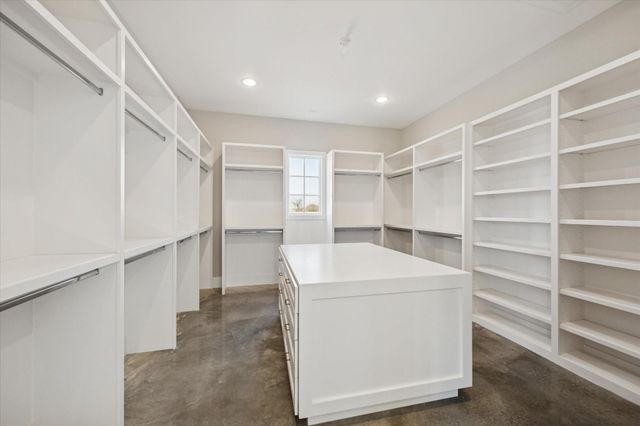 5989 Brazos Bow Way, Washington, TX 77880