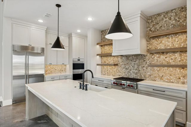 5989 Brazos Bow Way, Washington, TX 77880