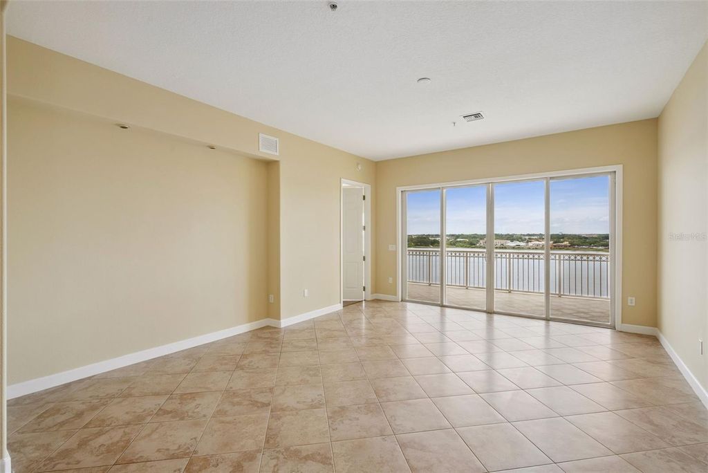 Image 23 of property listing at 8743 THE ESPLANADE 34, Orlando, FL 32836