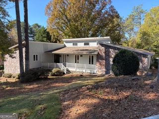 1040 Wordsworth Drive, Roswell, GA 30075