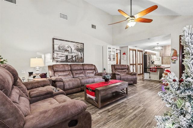 5033 FAIRFAX W, Lakeland, FL 33813