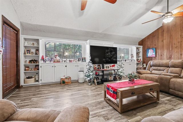 5033 FAIRFAX W, Lakeland, FL 33813