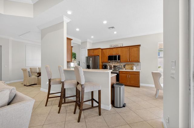 7613 Greenbrier Circle, Port St Lucie, FL 34986