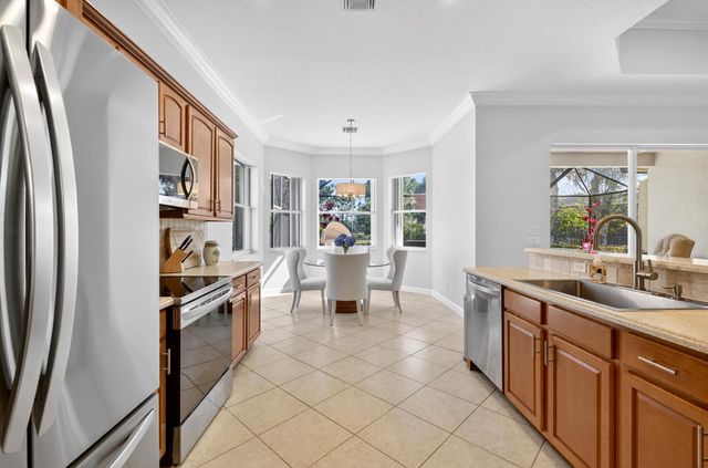 7613 Greenbrier Circle, Port St Lucie, FL 34986