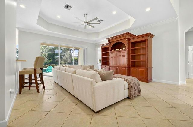 7613 Greenbrier Circle, Port St Lucie, FL 34986