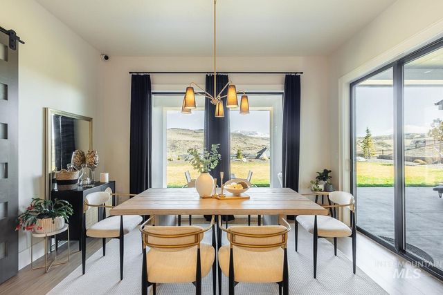 11500 N 17th Way, Boise, ID 83714