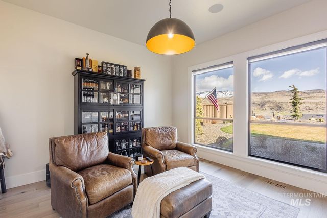 11500 N 17th Way, Boise, ID 83714