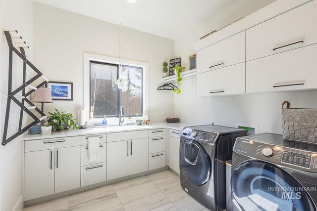 11500 N 17th Way, Boise, ID 83714