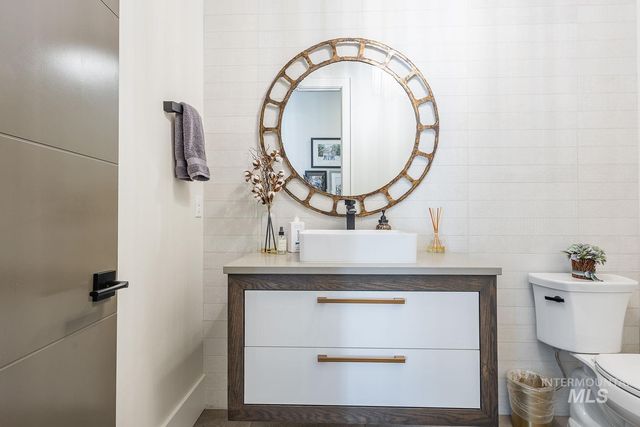 11500 N 17th Way, Boise, ID 83714