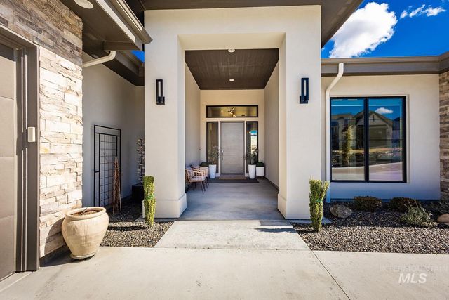 11500 N 17th Way, Boise, ID 83714