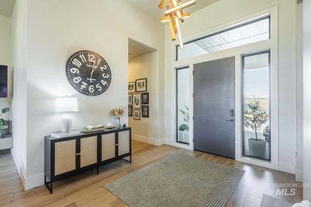 11500 N 17th Way, Boise, ID 83714