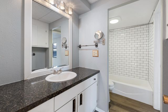 1716 N Pettet Dr, Spokane, WA 99205