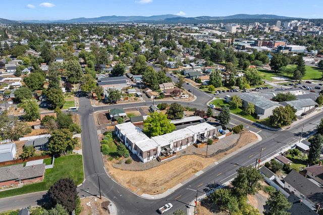 1716 N Pettet Dr, Spokane, WA 99205